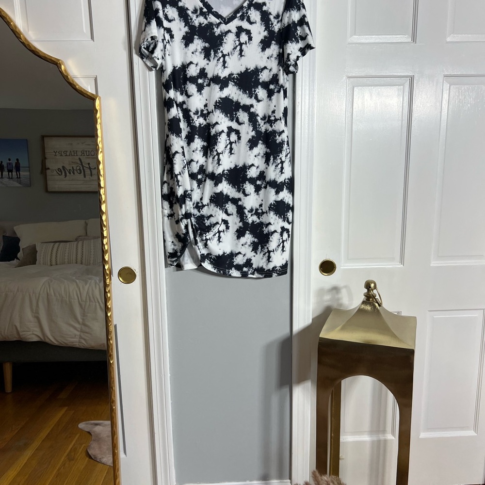 Black and White Tie-Dye Women's Mini Dress